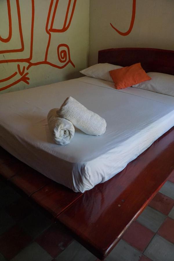 Cueva Nica Hotel Granada Exterior photo